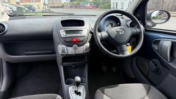 Toyota Aygo 1.0 VVT-i Blue Hatchback 5dr Petrol MultiMode Euro 4 (67 bhp)