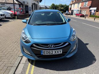 Hyundai i30 1.6 CRDi Active Hatchback 5dr Diesel Auto Euro 5 (110 ps)