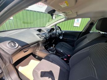 Ford Fiesta 1.0T EcoBoost Zetec Hatchback 5dr Petrol Manual Euro 5 (s/s) (10