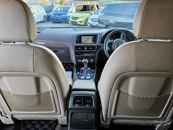 Audi Q5 2.0L TFSI QUATTRO-AUTOMATIC-ULEZ/CAZ PASS-FREE 24MONTHS GOLD WAR