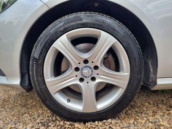 Mercedes-Benz E Class 2.0 E250 SE (Premium Plus) G-Tronic+ Euro 6 (s/s) 5dr