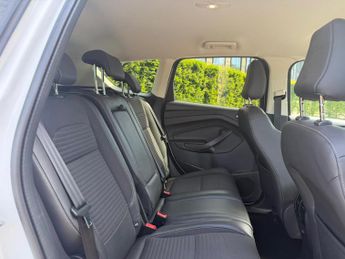 Ford Kuga 1.5T EcoBoost Titanium SUV 5dr Petrol Auto AWD Euro 6 (s/s) (182