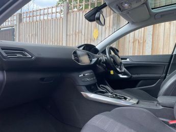 Peugeot 308 1.5 BlueHDi Allure Hatchback 5dr Diesel EAT 8 Spd Euro 6 (s/s) (