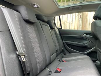 Peugeot 308 1.5 BlueHDi Allure Hatchback 5dr Diesel EAT 8 Spd Euro 6 (s/s) (