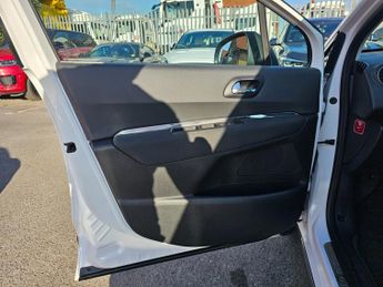 Peugeot 3008 1.6 BlueHDi Active SUV 5dr Diesel EAT Euro 6 (s/s) (120 ps)