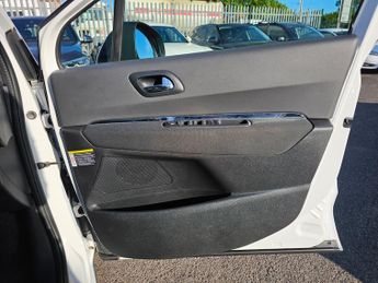 Peugeot 3008 1.6 BlueHDi Active SUV 5dr Diesel EAT Euro 6 (s/s) (120 ps)