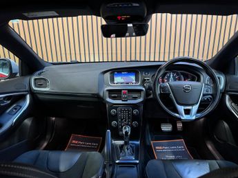 Volvo V40 1.5 T3 R-Design Nav Plus Hatchback 5dr Petrol Auto - 8 SERVICES 