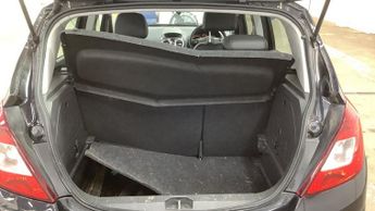 Vauxhall Corsa 1.4i 16v Design Hatchback 5dr Petrol Automatic (a/c) (158 g/km, 