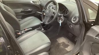 Vauxhall Corsa 1.4i 16v Design Hatchback 5dr Petrol Automatic (a/c) (158 g/km, 