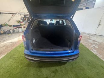 Skoda Enyaq 62kWh 60 Edition SUV 5dr Electric Auto (DC120kW) (179 ps)