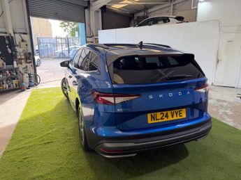 Skoda Enyaq 62kWh 60 Edition SUV 5dr Electric Auto (DC120kW) (179 ps)