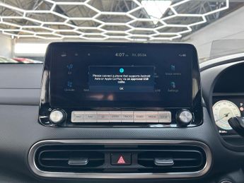 Hyundai Kona 64kWh Ultimate SUV Electric Auto (10.5kW Charger) (204 ps) 5dr