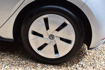 Volkswagen ID.3 Pro 58kWh Life Auto 5dr