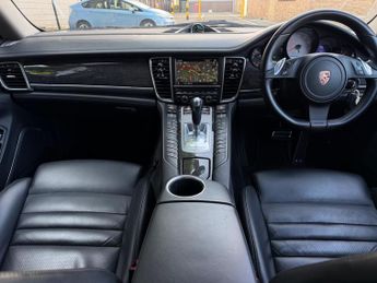 Porsche Panamera 4.8 V8 4S PDK 4WD Euro 5 (s/s) 5dr