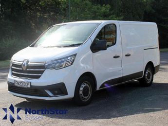 Renault Trafic TRAFIC 2.0  dCi 150 3T l1H1 Van Red Edition