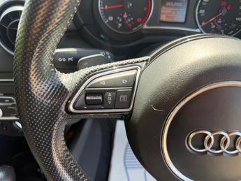 Audi A1 1.4 TFSI S line Hatchback 3dr Petrol S Tronic Euro 6 (s/s) (125 