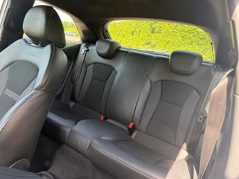 Audi A1 1.4 TFSI S line Hatchback 3dr Petrol S Tronic Euro 6 (s/s) (125 