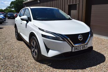 Nissan Qashqai 1.3 DIG-T MHEV N-Connecta Euro 6 (s/s) 5dr