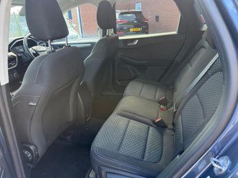 Ford Kuga 1.5 EcoBlue Zetec SUV 5dr Diesel Auto Euro 6 (s/s) (120 ps)
