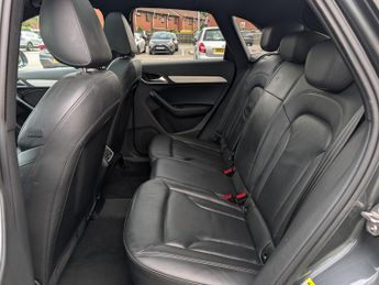 Audi Q3 2.0 TDI S line Plus SUV 5dr Diesel S Tronic quattro Euro 5 (s/s)