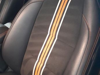 Mercedes-Benz CLA Class 2.1 CLA220 CDI OrangeArt Shooting Brake 5dr Diesel 7G-DCT Euro 6