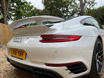 Porsche 911 3.8T 991 Turbo S PDK 4WD Euro 6 (s/s) 2dr
