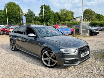 Audi A4 2.0 TDI Black Edition Estate 5dr Diesel Manual Euro 5 (s/s) (177