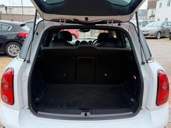 Mini Countryman 1.6 Cooper S SUV 5dr Petrol Auto ALL4 Euro 5 (184 ps)