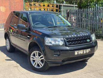 Land Rover Freelander 2 2.2 TD4 Black and White SUV 5dr Diesel Manual 4WD Euro 5 (s/s) (