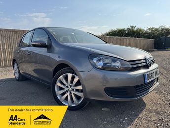 Volkswagen Golf TDi 2.0 TDI SE Hatchback 5dr Diesel DSG Euro 5 (140 ps)