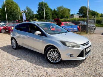 Ford Focus 1.6 TDCi Zetec Hatchback 5dr Diesel Manual Euro 5 (s/s) (115 ps)