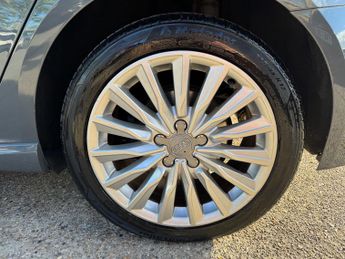 Audi A3 1.4 TFSI e-tron Sportback 5dr Petrol Plug-in Hybrid e-S Tronic E