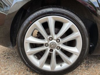 Vauxhall Zafira Tourer 1.4i Turbo Elite Nav MPV 5dr Petrol Auto Euro 6 (140 ps)
