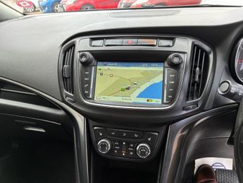 Vauxhall Zafira Tourer 1.4i Turbo Elite Nav MPV 5dr Petrol Auto Euro 6 (140 ps)