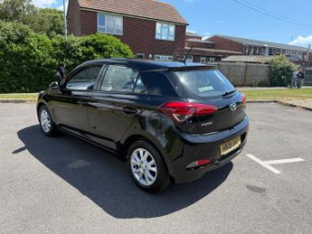 Hyundai i20 1.4 SE Hatchback 5dr Petrol Auto Euro 6 (100 ps)