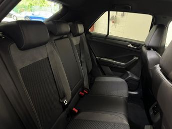 Volkswagen T-Roc 2.0 TSI R SUV 5dr Petrol DSG 4Motion Euro 6 (s/s) (300 ps)
