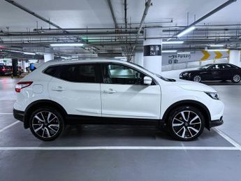 Nissan Qashqai 1.2 DIG-T Tekna SUV 5dr Petrol XTRON 2WD Euro 6 (s/s) (115 ps)