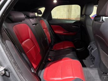 Jaguar F-Pace 2.0 D180 R-Sport SUV 5dr Diesel Auto AWD Euro 6 (s/s) (180 ps)