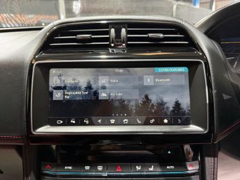 Jaguar F-Pace 2.0 D180 R-Sport SUV 5dr Diesel Auto AWD Euro 6 (s/s) (180 ps)