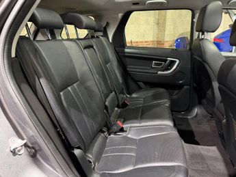 Land Rover Discovery Sport 2.0 TD4 HSE Black SUV 5dr Diesel Auto 4WD Euro 6 (s/s) (180 ps)