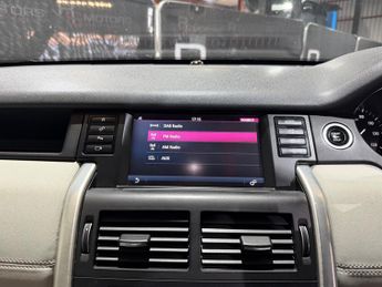 Land Rover Discovery Sport 2.0 TD4 HSE SUV 5dr Diesel Auto 4WD Euro 6 (s/s) (180 ps)