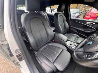 BMW 1 Series 1.5 118i M Sport Hatchback 5dr Petrol DCT Euro 6 (s/s) (140 ps)