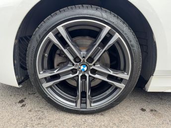BMW 1 Series 1.5 118i M Sport Hatchback 5dr Petrol DCT Euro 6 (s/s) (140 ps)