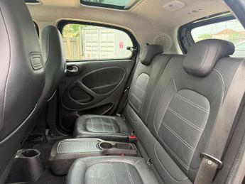 Smart ForFour 17.6kWh Prime (Premium) Hatchback 5dr Electric Auto (82 ps)