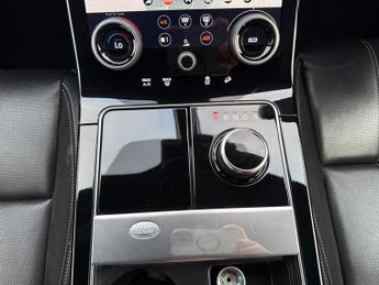 Land Rover Range Rover Velar 2.0 D180 R-Dynamic SE SUV 5dr Diesel Auto 4WD Euro 6 (s/s) (180 