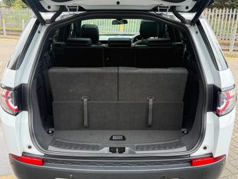 Land Rover Discovery Sport 2.0 TD4 Landmark SUV 5dr Diesel Auto 4WD Euro 6 (s/s) (180 ps)