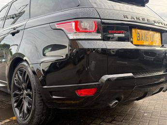 Land Rover Range Rover Sport 3.0 SD V6 Autobiography Dynamic SUV 5dr Diesel Auto 4WD Euro 6 (