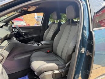 Peugeot 3008 1.2 PureTech Allure Premium + SUV 5dr Petrol EAT Euro 6 (s/s) (1
