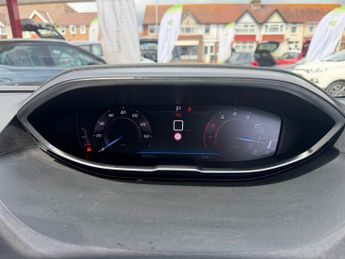 Peugeot 3008 1.2 PureTech Allure Premium + SUV 5dr Petrol EAT Euro 6 (s/s) (1