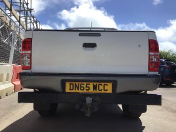 Toyota Hilux 2.5 D-4D Active Pickup Extended Cab 4dr Diesel Manual 4WD Euro 5